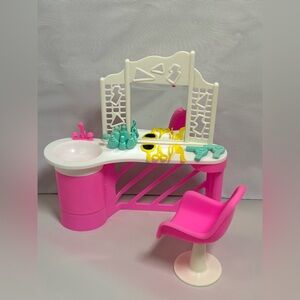 vintage 1980s Barbie beauty salon playset